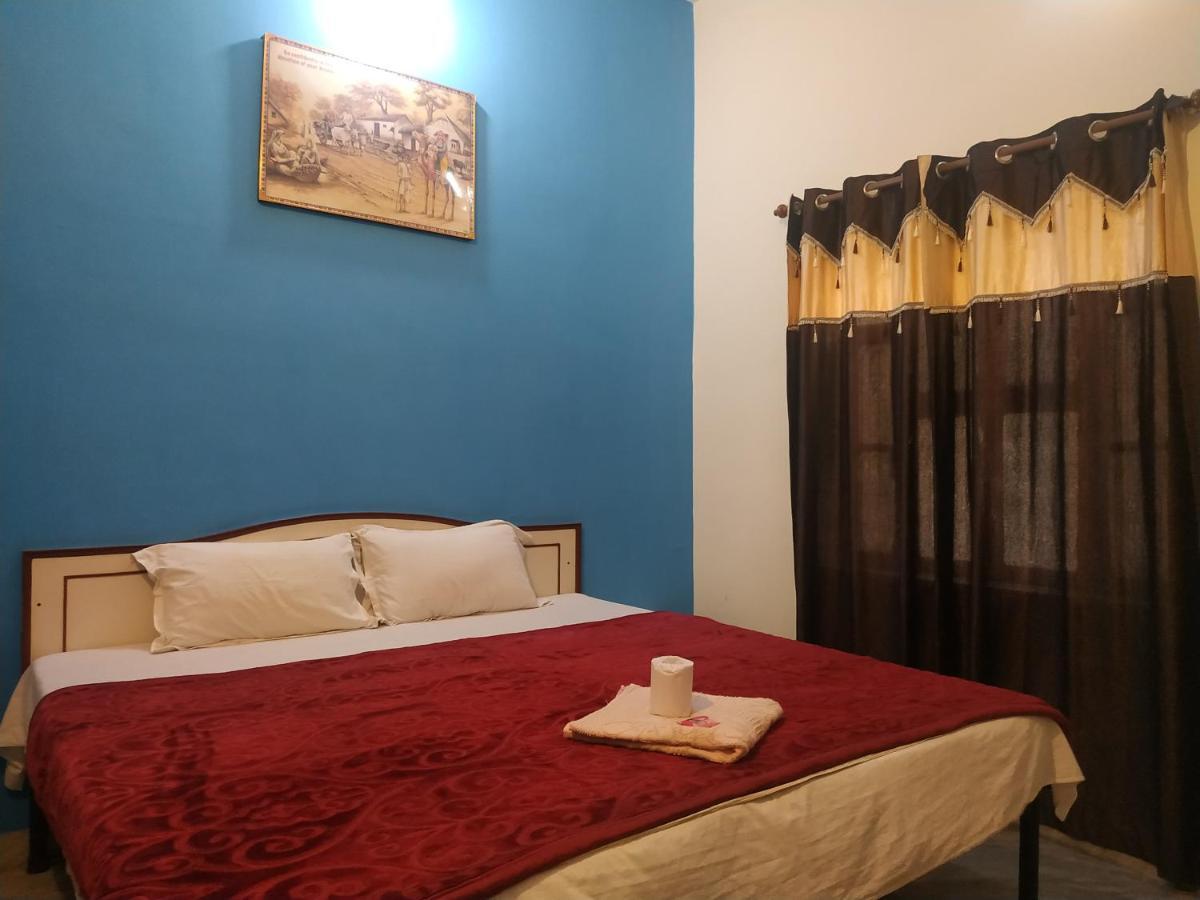 푸쉬카르 케샤바 팰리스 B&B 외부 사진